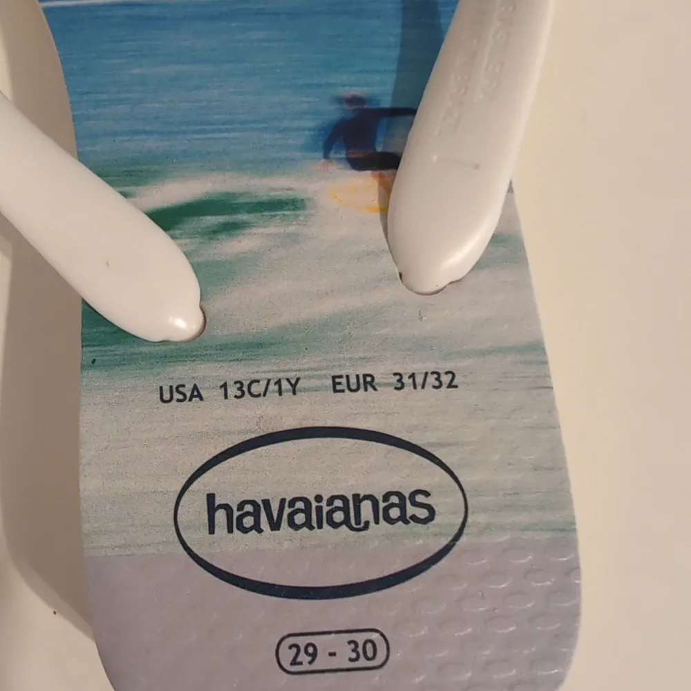 NEW Havaianas Ocean Blue and White Surf Sandals Flip Flops‎ Child 13/1 Youth